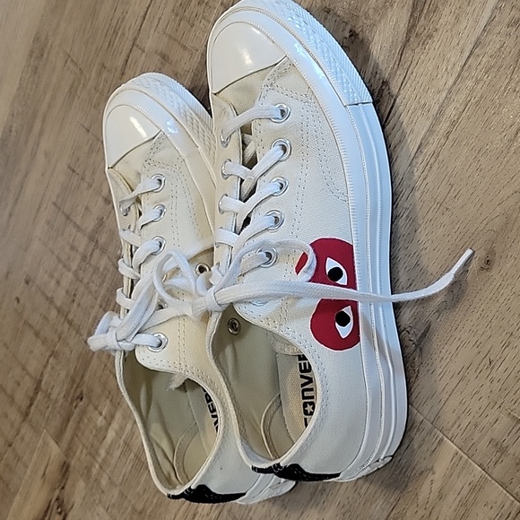COMME des GARÇONS Converse Play 5.5 mens/7.5 womens - Picture 2 of 6